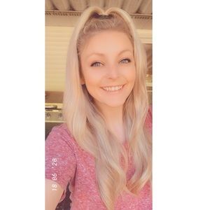 Meet your Posher, Samantha